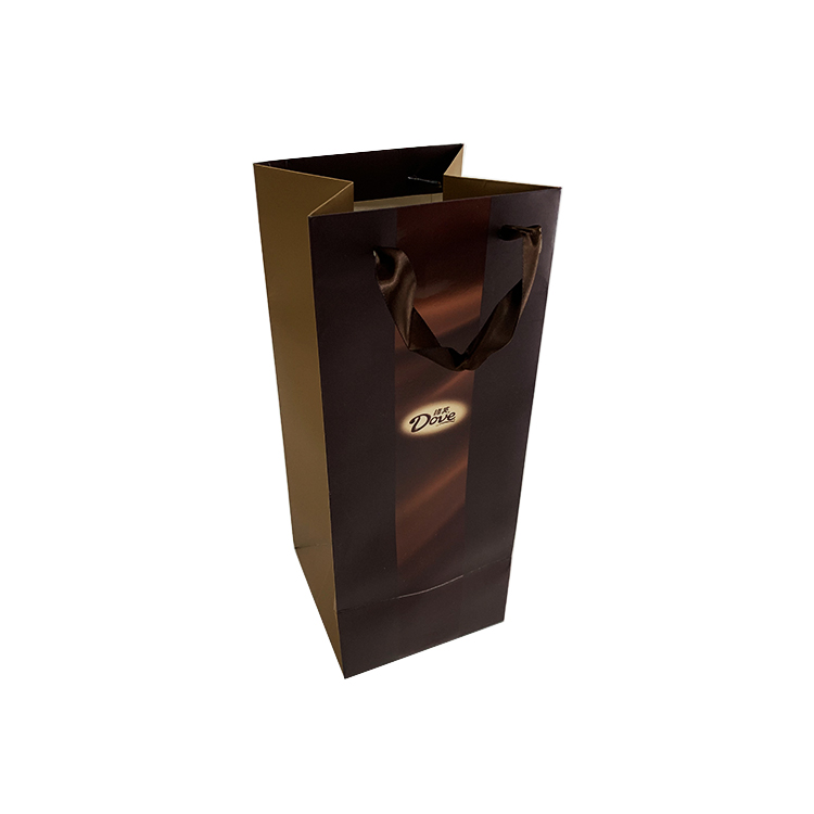 Popular Tall Foldable Dumb Film UV Printing Luxury Valentine's Day Gift Portable Chocolate Packaging Bags With Ribbon Handles