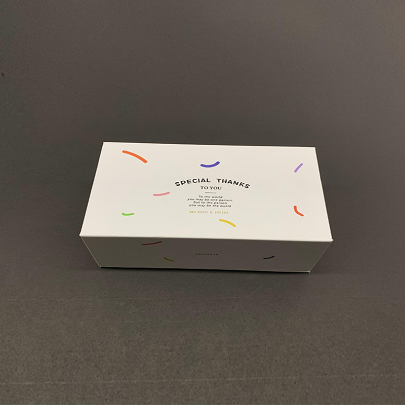 Bespoke white magnet opening sugar packaging paper gift box