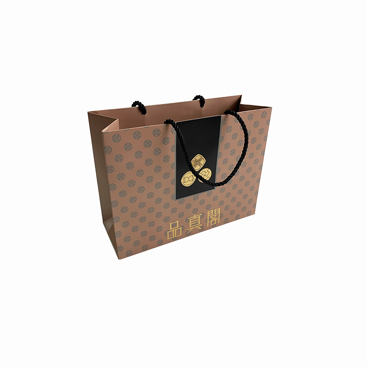 Custom hot gold stamping logo luxury gift packaging paper bag with pp handle